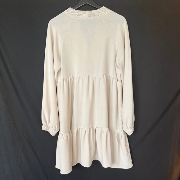 SHEIN fluttering dress - Picture 5 of 8